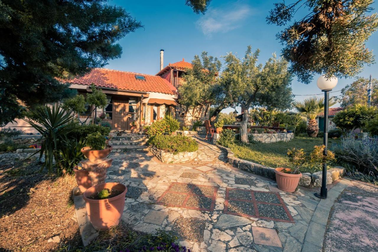 Rustic Retreat *