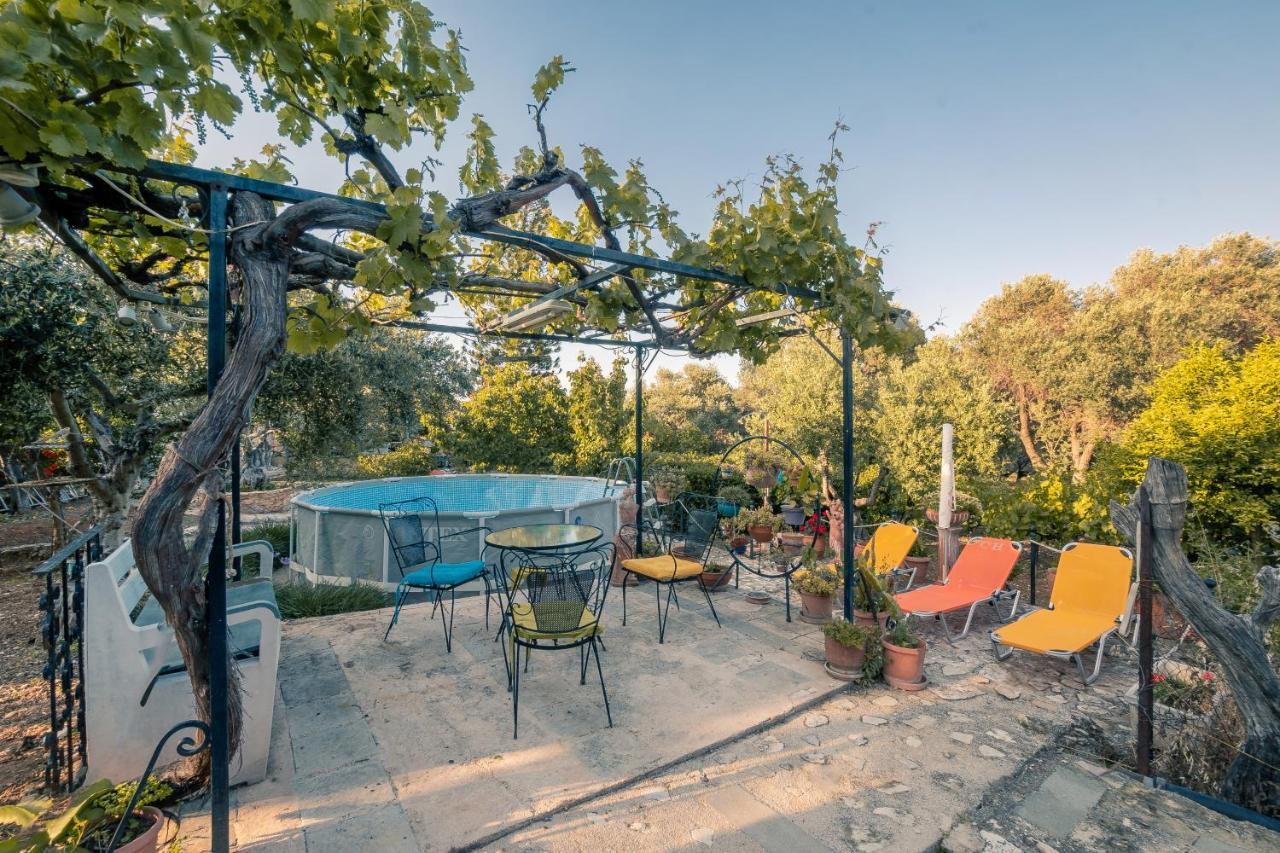 Rustic Retreat *